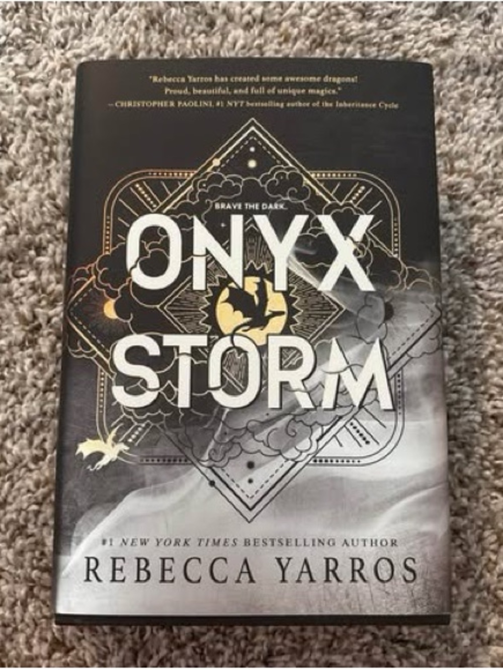 Signed edition of Onyx Storm by Rebecca Yarros